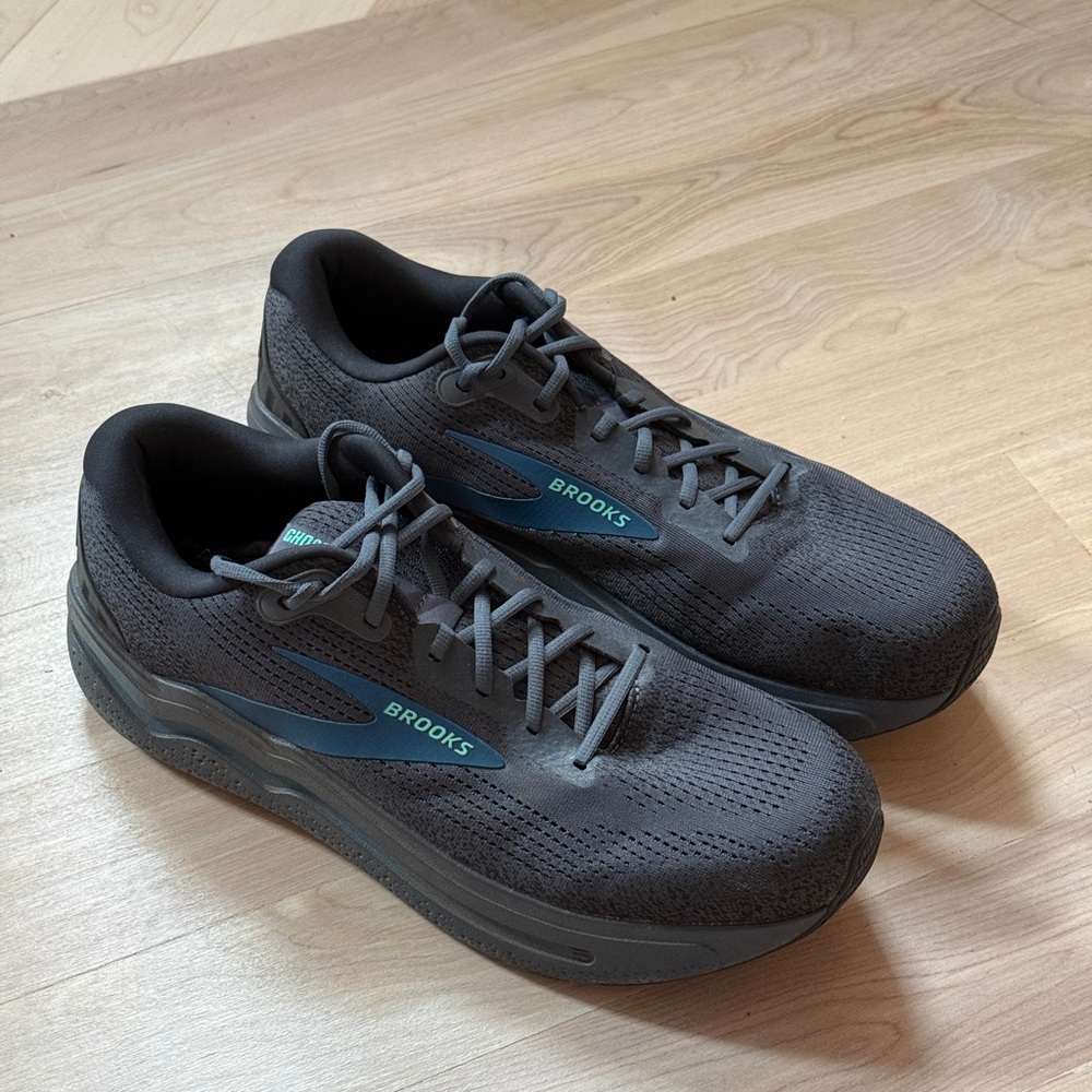 Brooks Ghost Max 2 Running Shoes